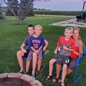 Meet your Posher, Anne